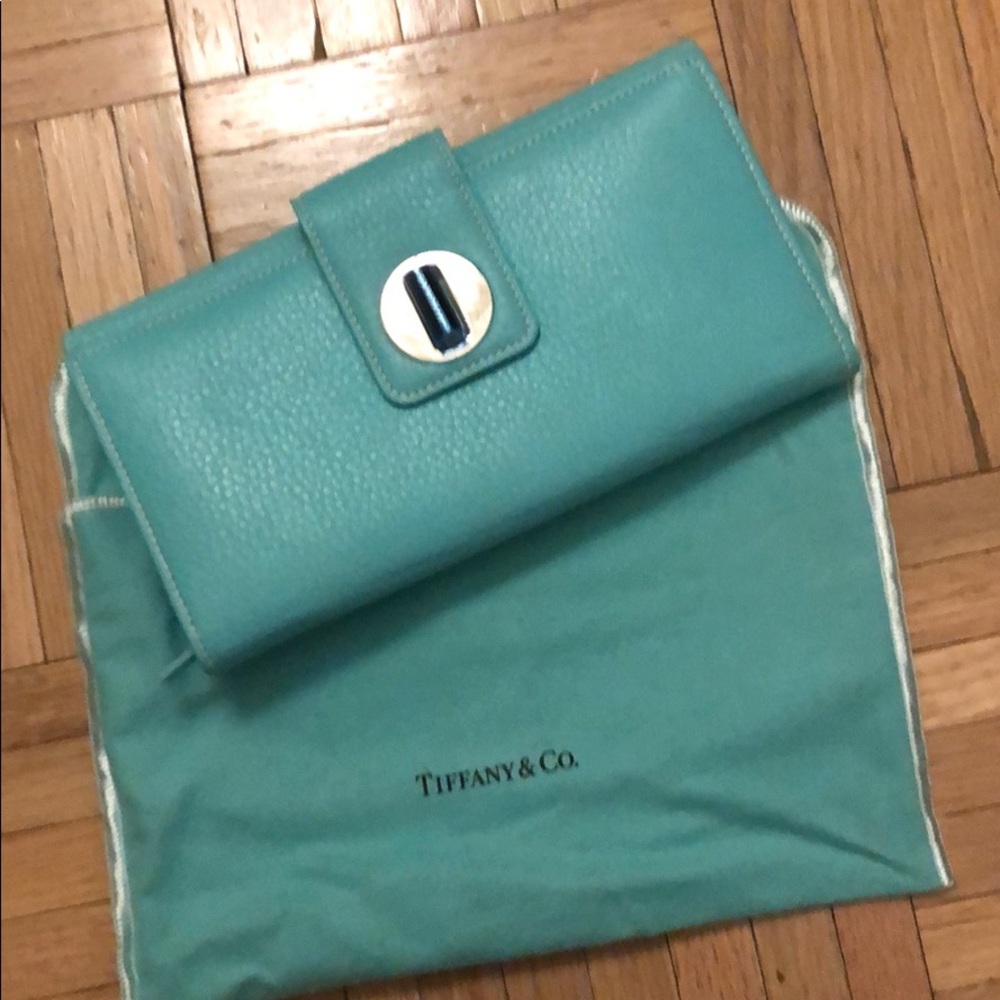 NEW Tiffany's wallet